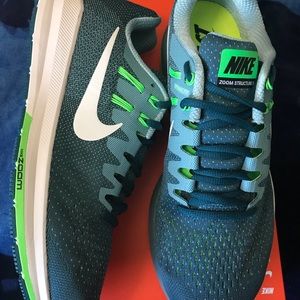 Brand New Nike zoom structure